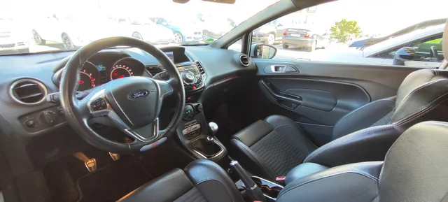 FORD Fiesta ST 1.6 EcoBoost 