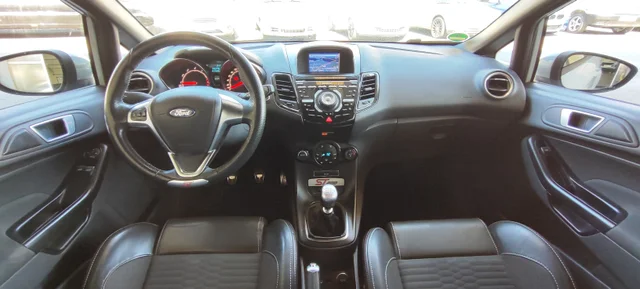 FORD Fiesta ST 1.6 EcoBoost 