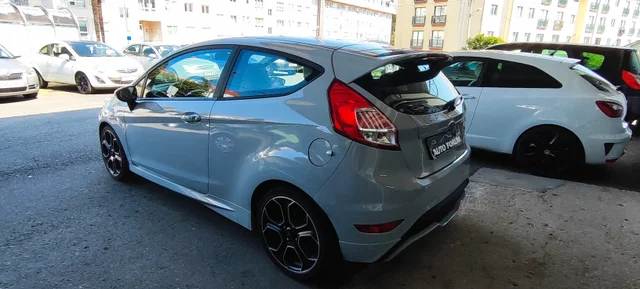 FORD Fiesta ST 1.6 EcoBoost 