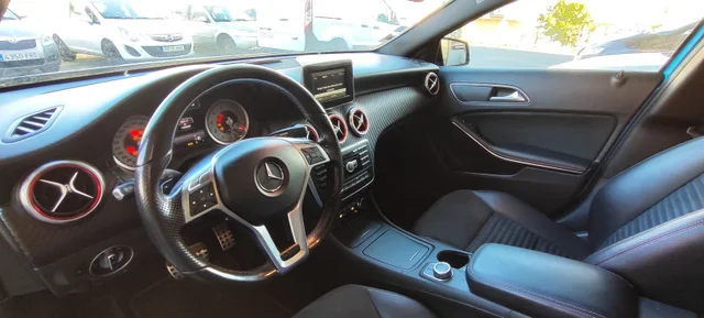 MERCEDES-BENZ  CLASE A 250 AMG SPORT 