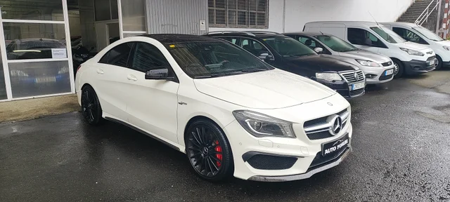 MERCEDES-BENZ CLA 45AMG 4Matic Edition1