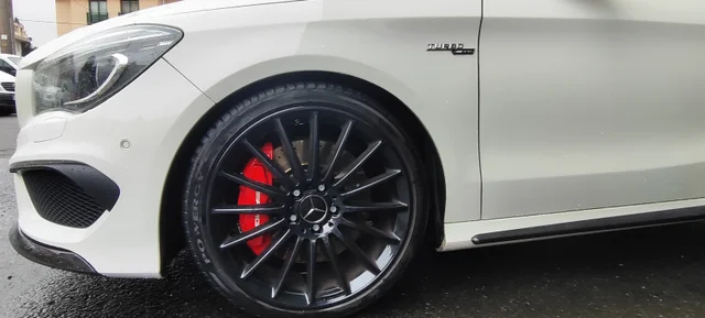 MERCEDES-BENZ CLA 45AMG 4Matic Edition1