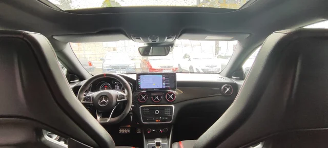 MERCEDES-BENZ CLA 45AMG 4Matic Edition1