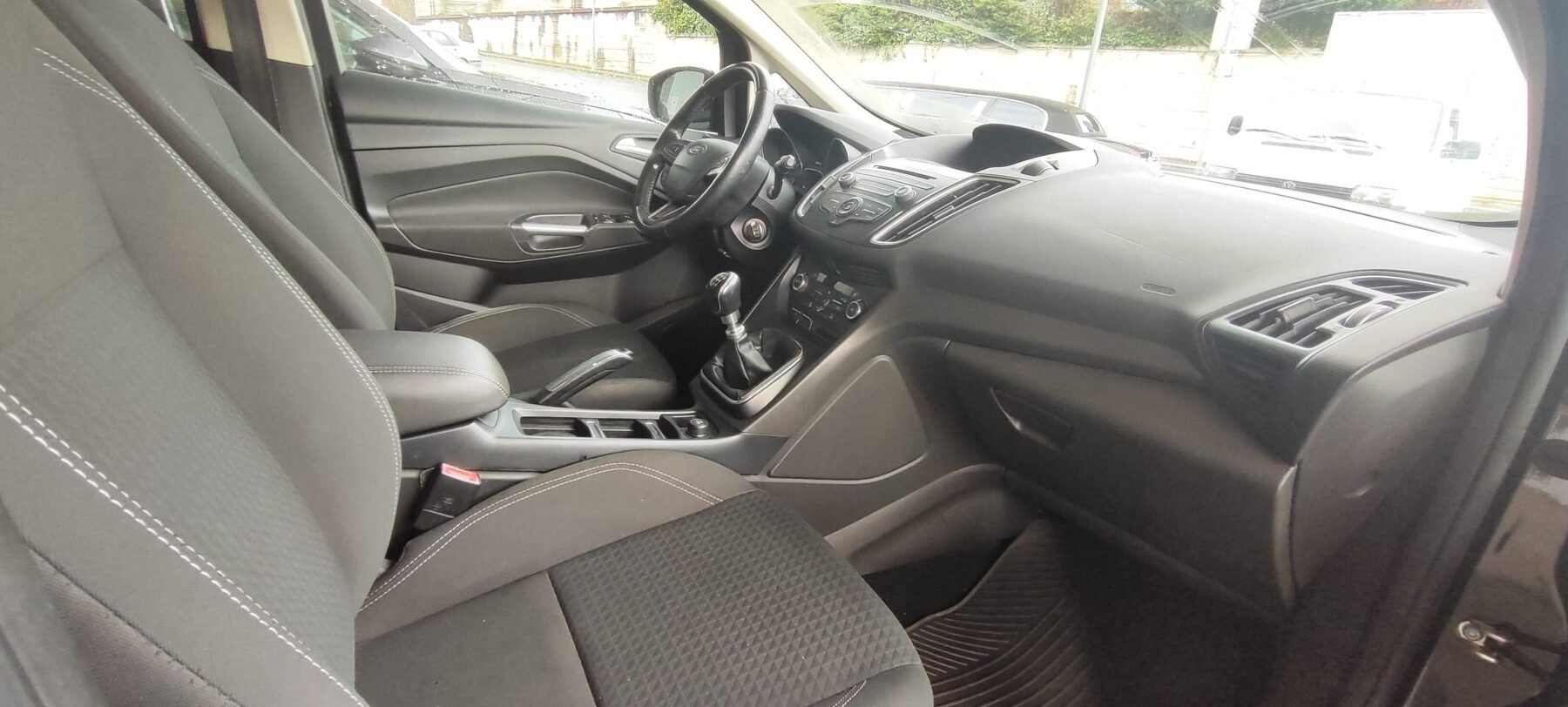 FORD CMax Trend 1.0 EcoBoost